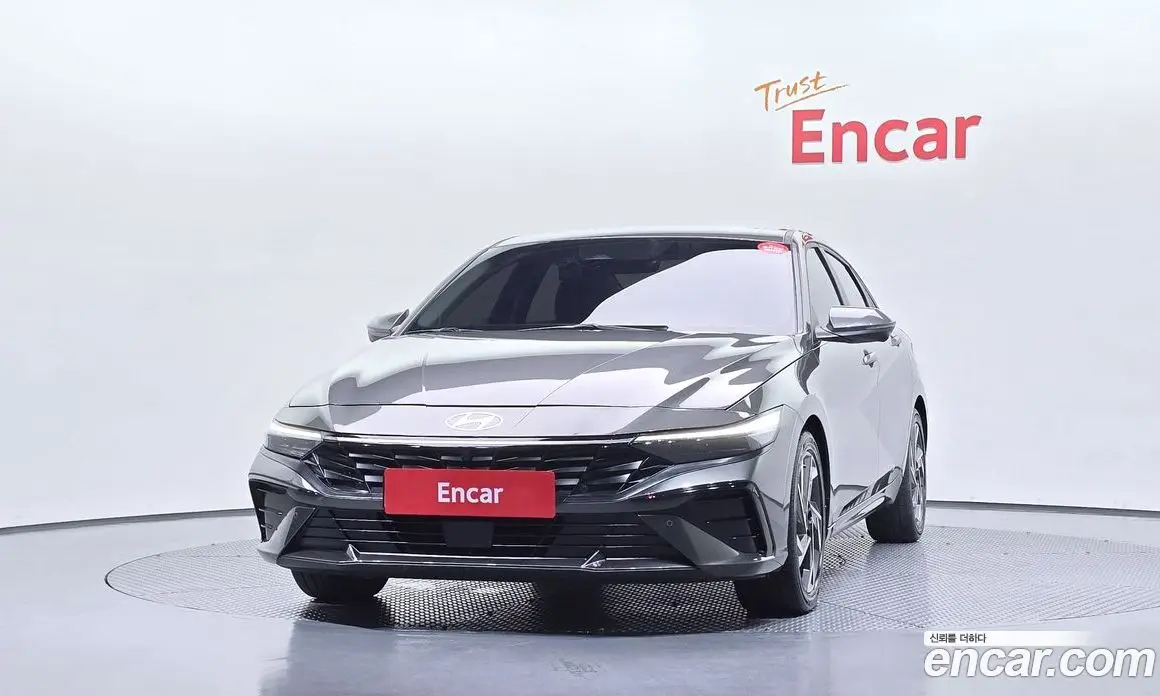 Hyundai Avante 2025 1.6 автомат (гидро), фото 3