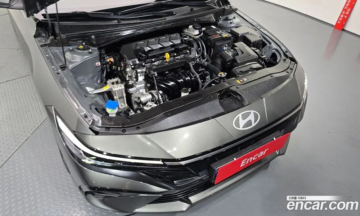 Hyundai Avante 2025 1.6 автомат (гидро), фото 6