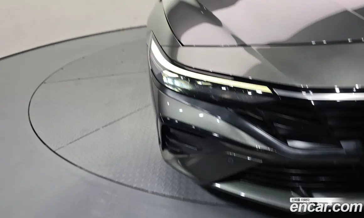 Hyundai Avante 2025 1.6 автомат (гидро), фото 8