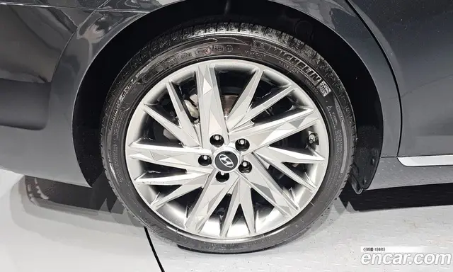 Hyundai Grandeur 2020 3.3 автомат (гидро), миниатюра 4 Hyundai Grandeur 2020 3.3 автомат (гидро), миниатюра 4