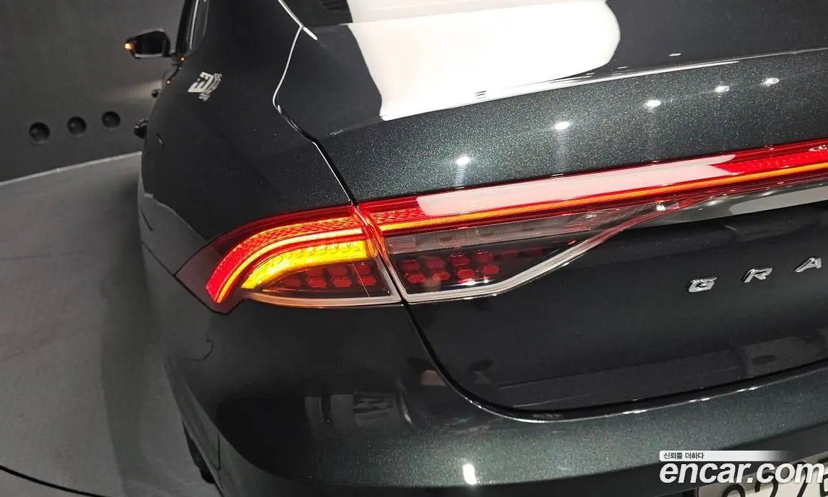 Hyundai Grandeur 2020 3.3 автомат (гидро), фото 8 Hyundai Grandeur 2020 3.3 автомат (гидро), фото 8