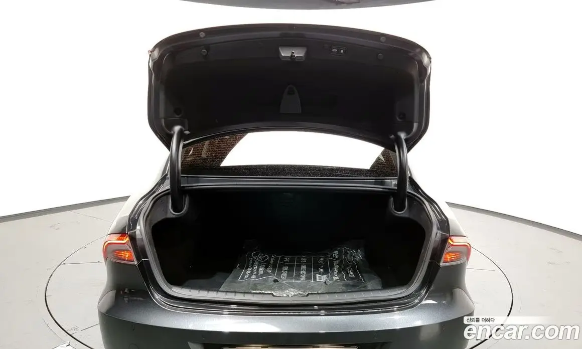 Hyundai Grandeur 2021 2.5 автомат (гидро), фото 20