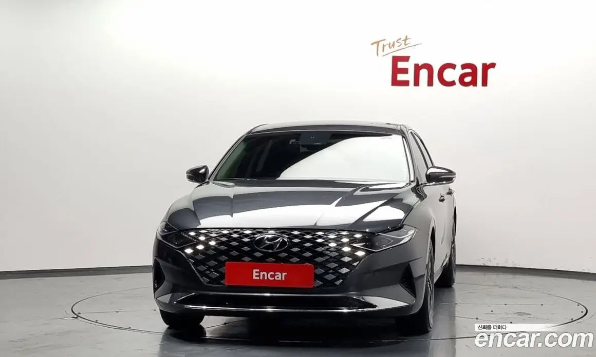 Hyundai Grandeur 2021 2.5 автомат (гидро), фото 3