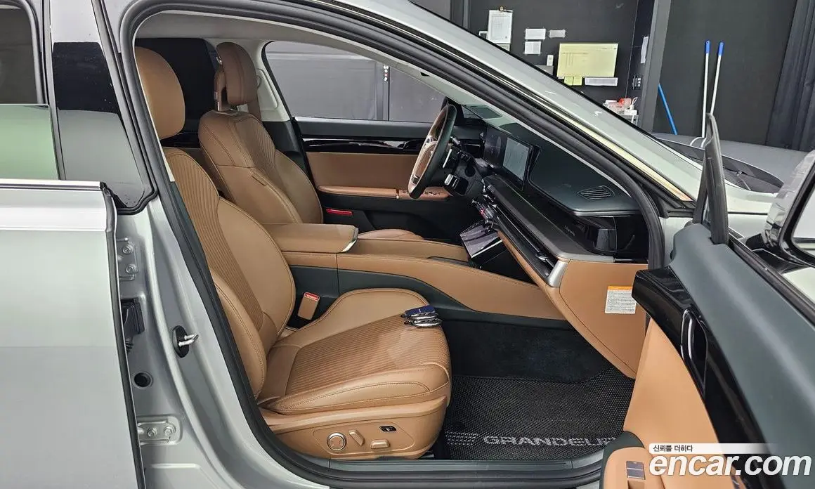 Hyundai Grandeur 2023 1.6 автомат (гидро), фото 18