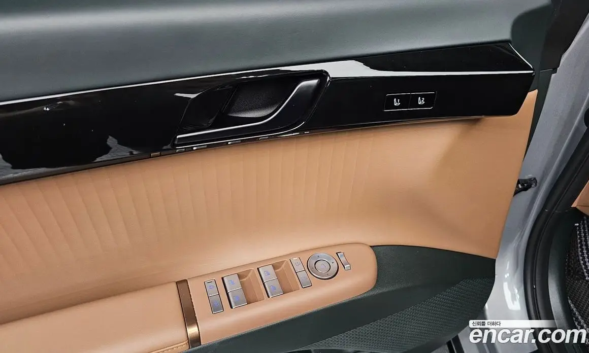 Hyundai Grandeur 2023 1.6 автомат (гидро), фото 19