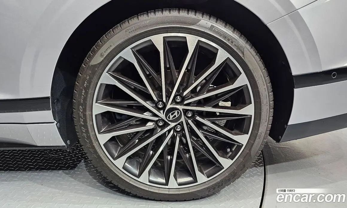 Hyundai Grandeur 2023 1.6 автомат (гидро), фото 7