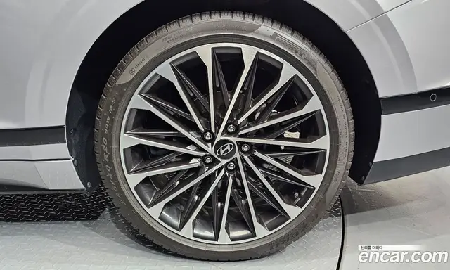 Hyundai Grandeur 2023 1.6 автомат (гидро), миниатюра 7