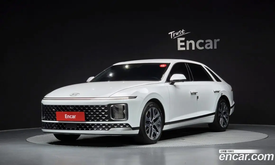Hyundai Grandeur 2024 2.5 автомат (гидро), фото 1 Hyundai Grandeur 2024 2.5 автомат (гидро), фото 1