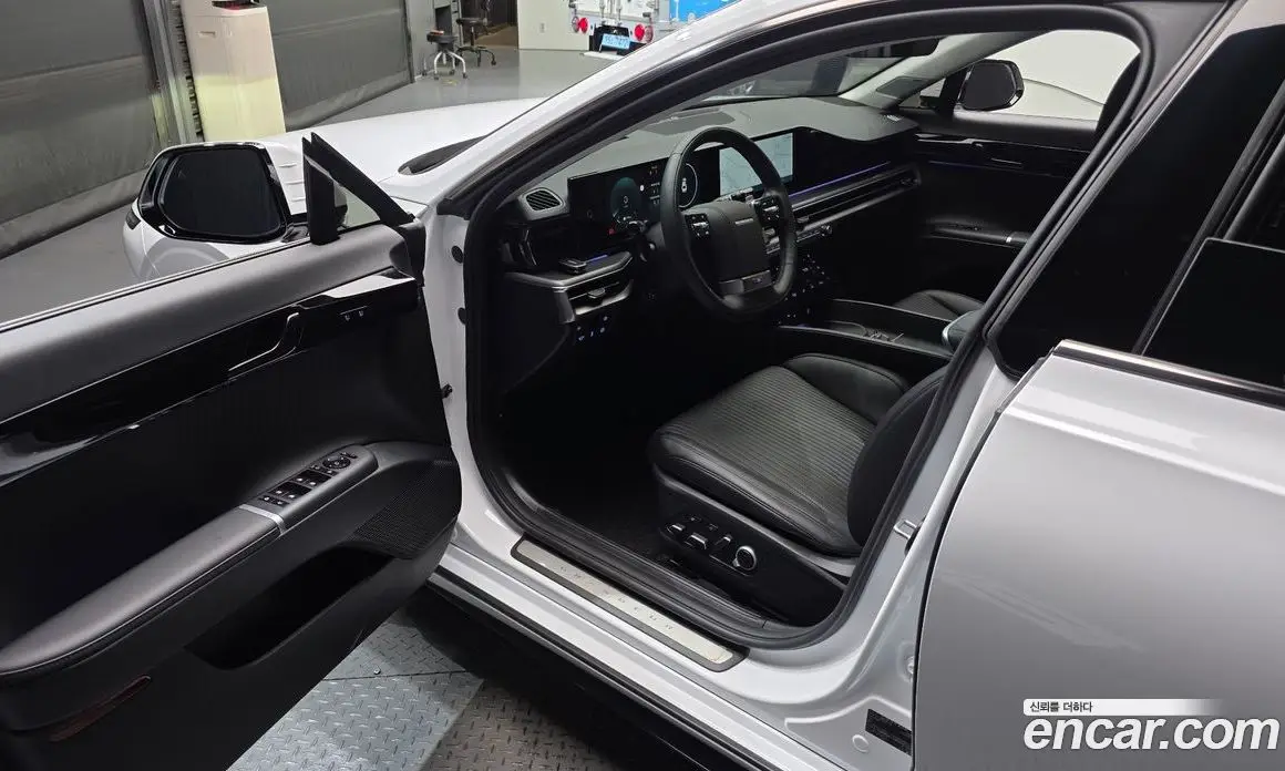 Hyundai Grandeur 2024 1.6 автомат (гидро), фото 10