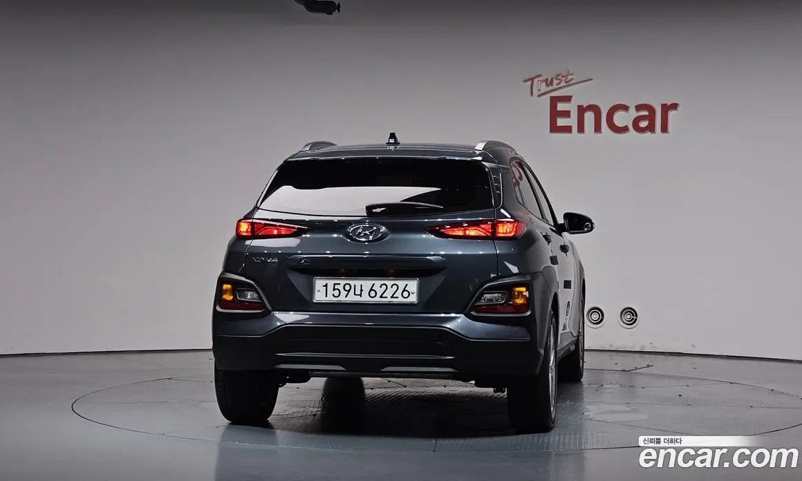 Hyundai Kona 2019 1.6 автомат (гидро), фото 3 Hyundai Kona 2019 1.6 автомат (гидро), фото 3