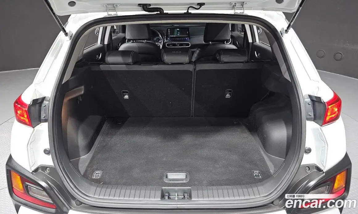 Hyundai Kona 2020 1.6 автомат (гидро), фото 23