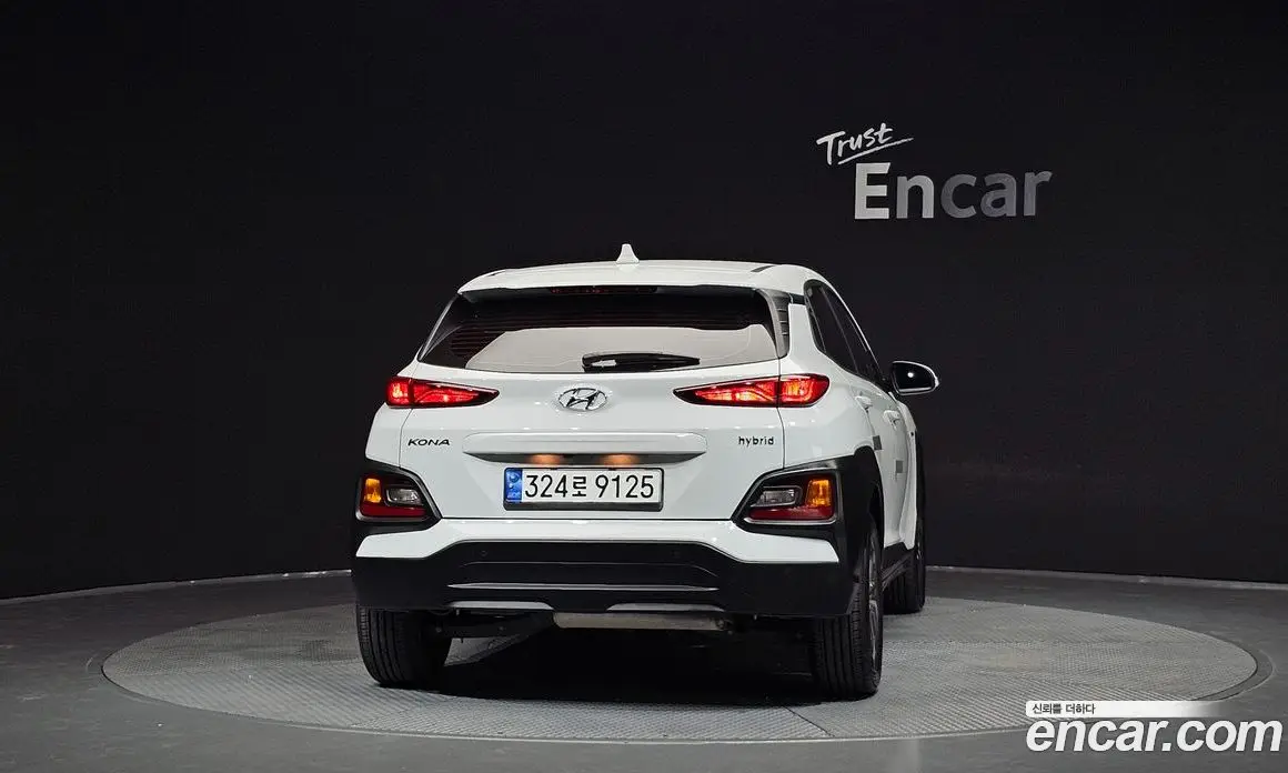 Hyundai Kona 2020 1.6 автомат (гидро), фото 4