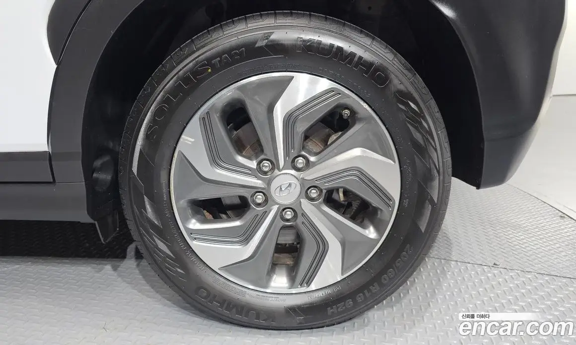 Hyundai Kona 2020 1.6 автомат (гидро), фото 7