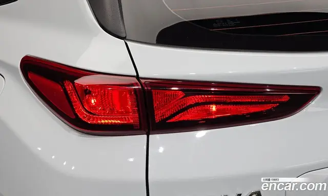 Hyundai Kona 2020 1.6 автомат (гидро), миниатюра 9