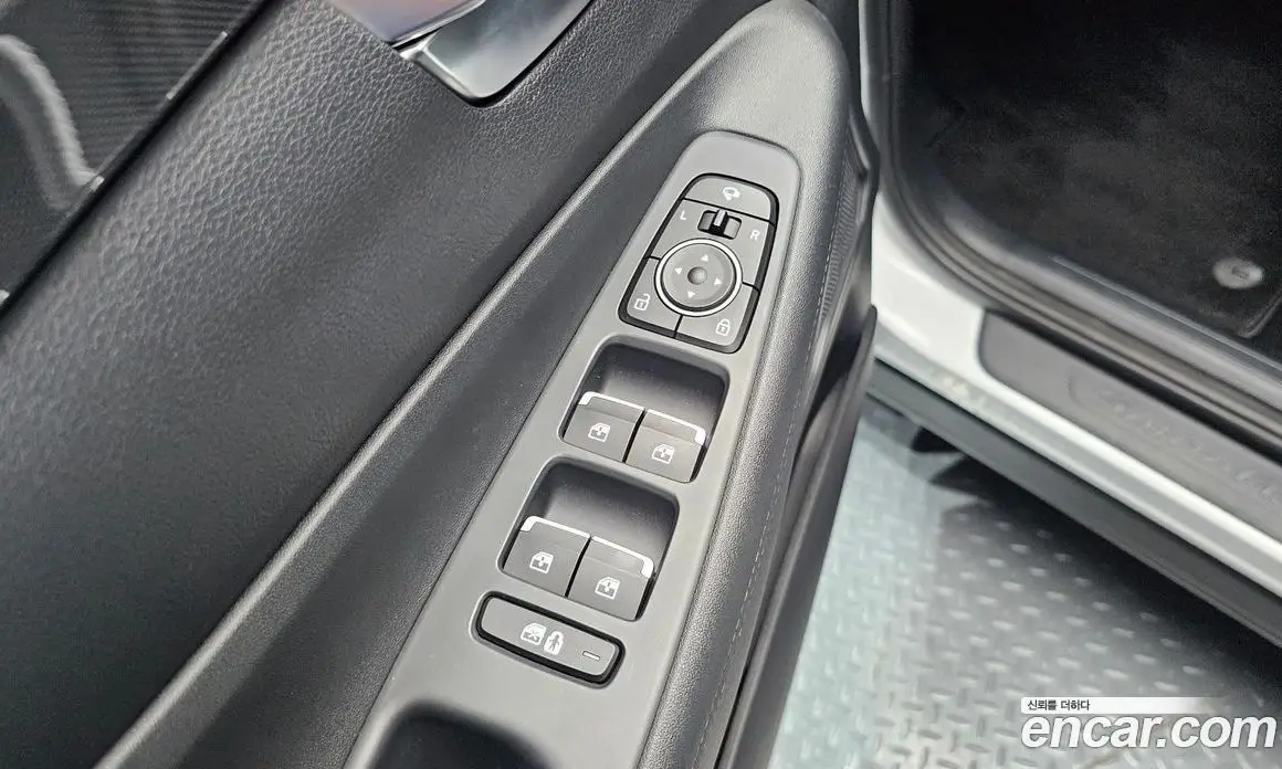 Hyundai Santa Fe 2022 2.2 автомат (гидро), фото 17