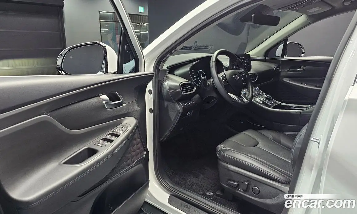 Hyundai Santa Fe 2022 2.2 автомат (гидро), фото 10