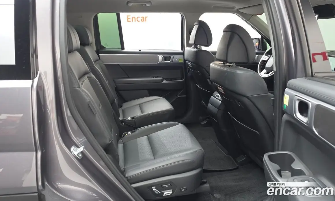 Hyundai Santa Fe 2023 2.5 автомат (гидро), фото 17