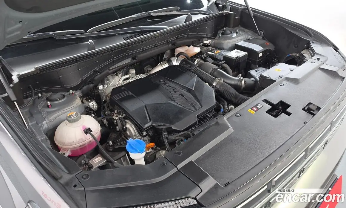 Hyundai Santa Fe 2023 2.5 автомат (гидро), фото 6