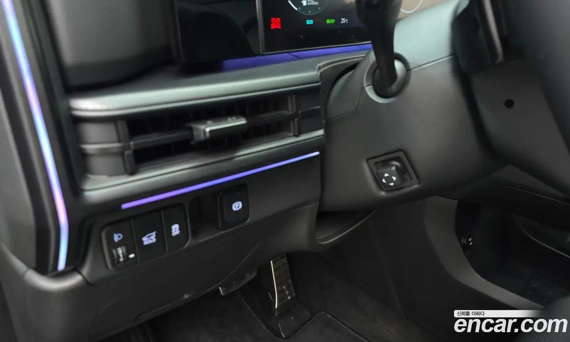 Hyundai Santa Fe 2024 1.6 автомат (гидро), фото 26