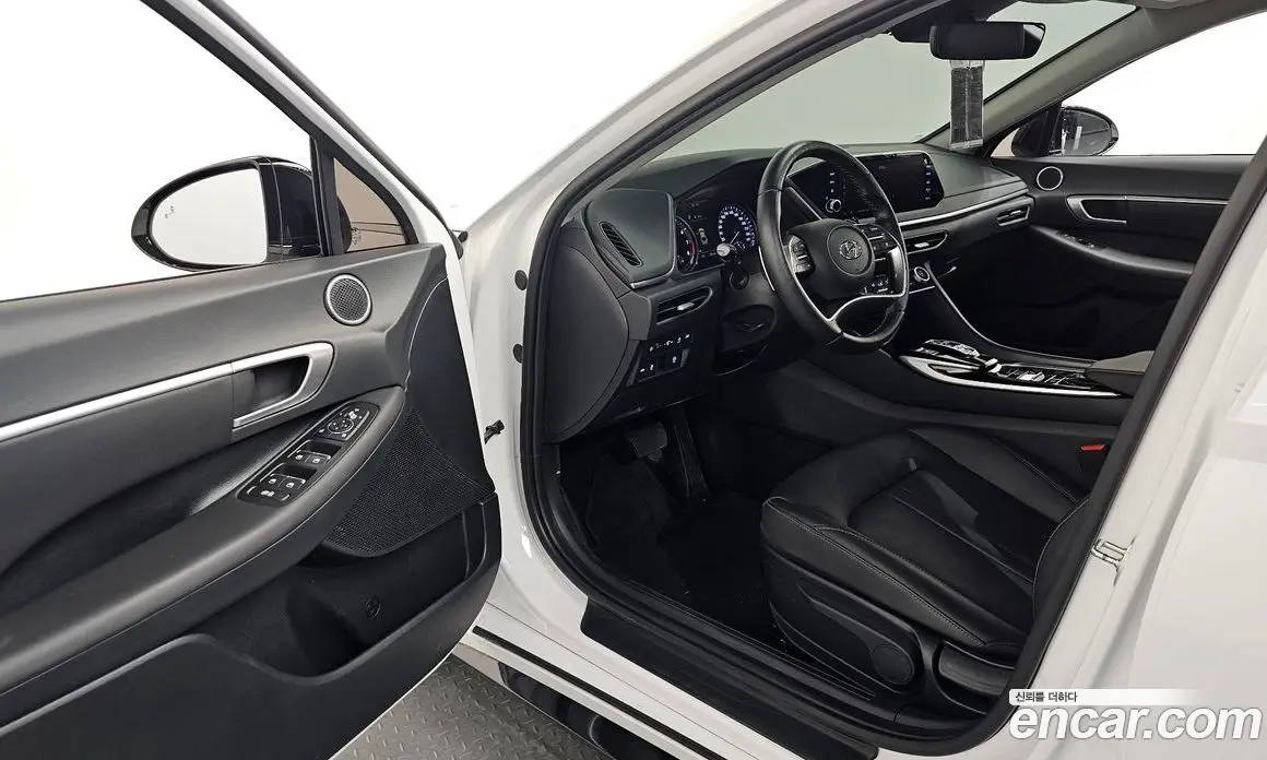 Hyundai Sonata 2022 2.0 автомат (гидро), фото 13 Hyundai Sonata 2022 2.0 автомат (гидро), фото 13