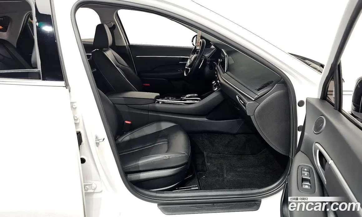 Hyundai Sonata 2022 2.0 автомат (гидро), фото 16 Hyundai Sonata 2022 2.0 автомат (гидро), фото 16