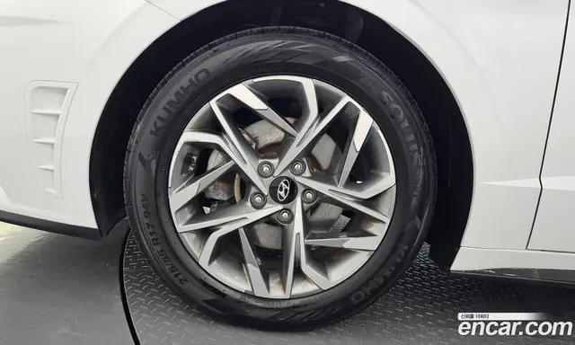 Hyundai Sonata 2022 2.0 автомат (гидро), миниатюра 5 Hyundai Sonata 2022 2.0 автомат (гидро), миниатюра 5