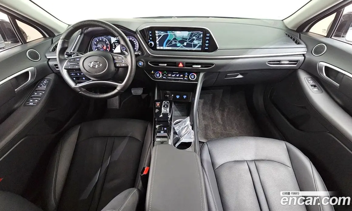 Hyundai Sonata 2022 2.0 автомат (гидро), фото 10 Hyundai Sonata 2022 2.0 автомат (гидро), фото 10