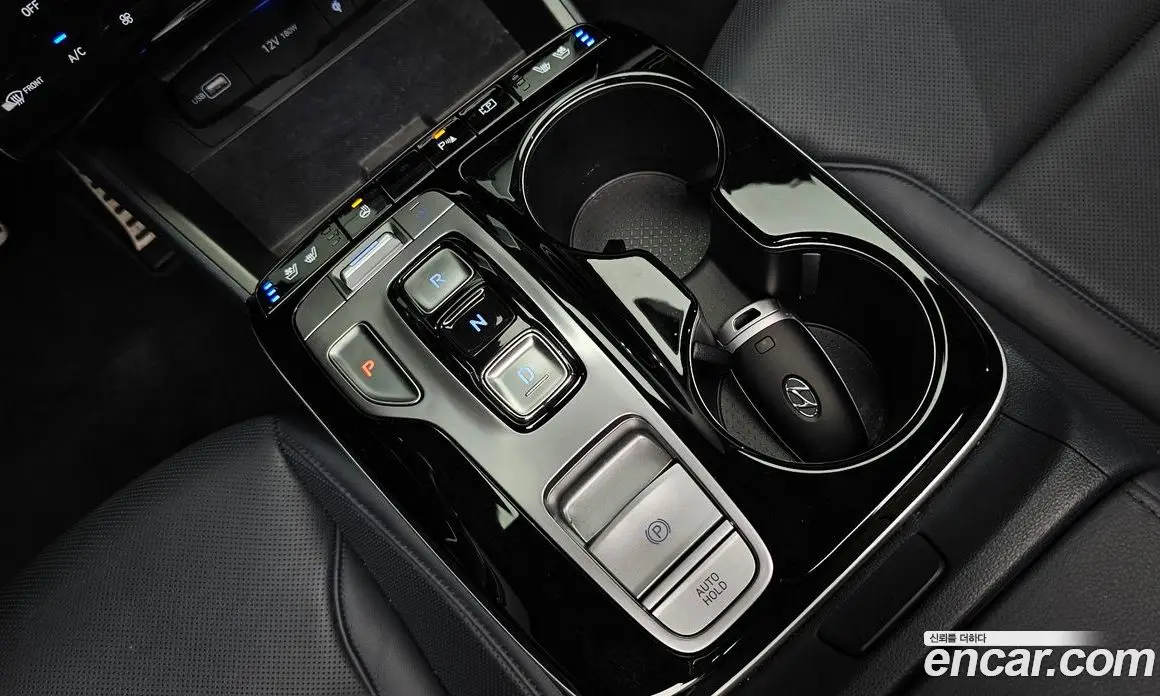 Hyundai Tucson 2022 1.6 автомат (гидро), фото 11