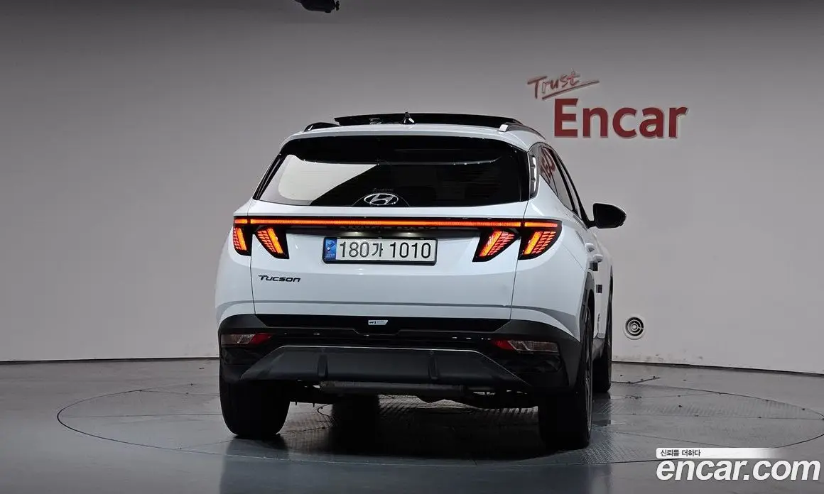 Hyundai Tucson 2022 1.6 автомат (гидро), фото 3