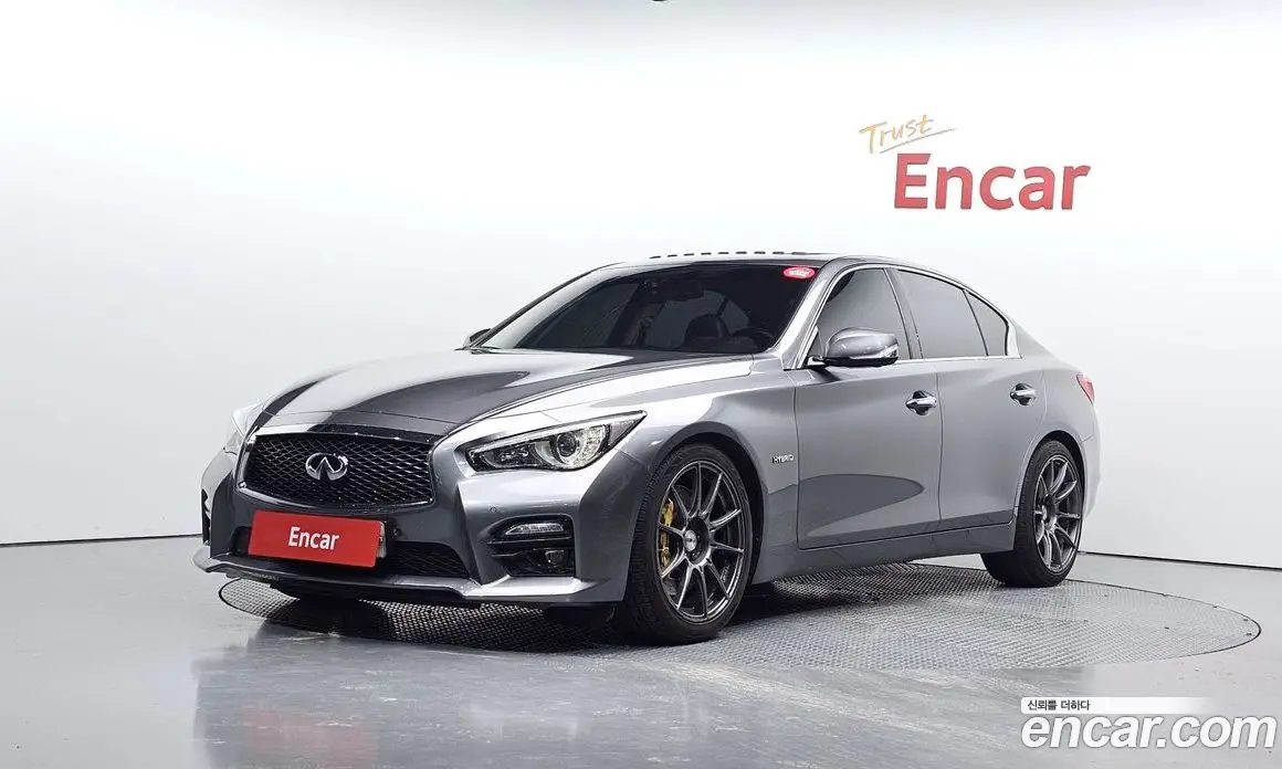 Infiniti Q50 2014 2.1 автомат (гидро), фото 1 Infiniti Q50 2014 2.1 автомат (гидро), фото 1