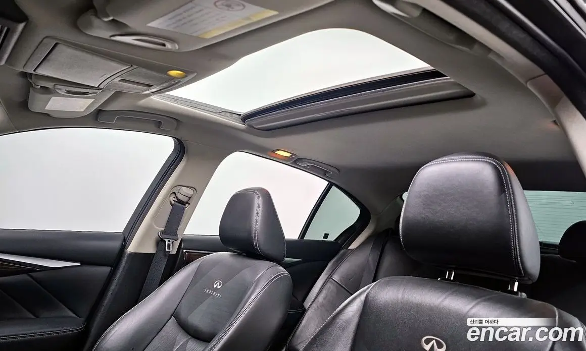 Infiniti Q50 2014 2.1 автомат (гидро), фото 19 Infiniti Q50 2014 2.1 автомат (гидро), фото 19