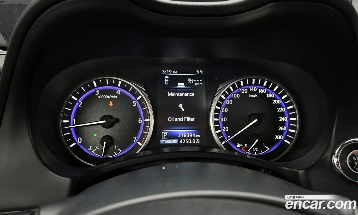 Infiniti Q50 2014 2.1 автомат (гидро), фото 8 Infiniti Q50 2014 2.1 автомат (гидро), фото 8