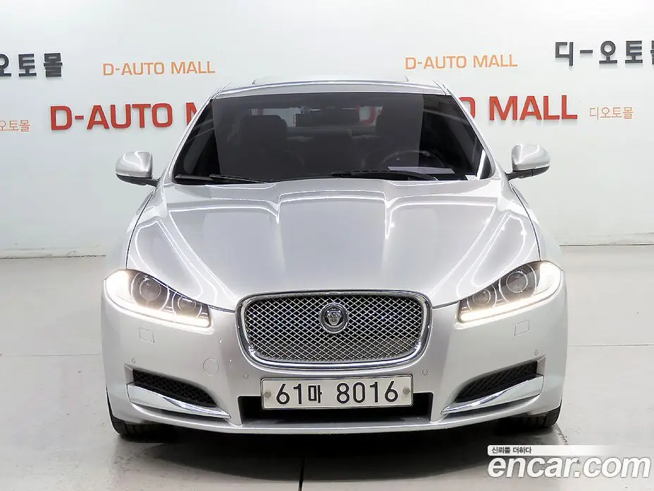 Jaguar XF 2013 2.0 автомат (гидро), фото 2 Jaguar XF 2013 2.0 автомат (гидро), фото 2