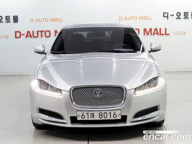 Jaguar XF 2013 2.0 автомат (гидро), миниатюра 2 Jaguar XF 2013 2.0 автомат (гидро), миниатюра 2