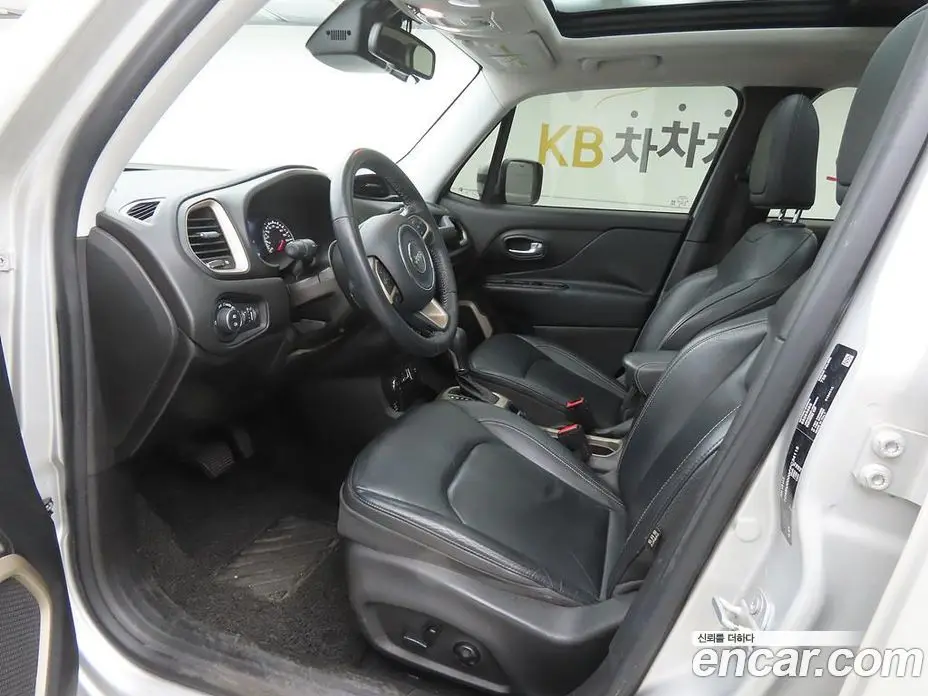 Jeep Renegade 2015 2.0 автомат (гидро), фото 5 Jeep Renegade 2015 2.0 автомат (гидро), фото 5