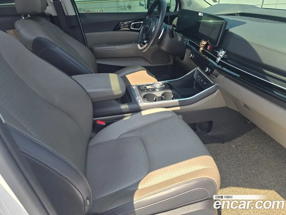 Kia Carnival 2024 1.6 автомат (гидро), фото 11