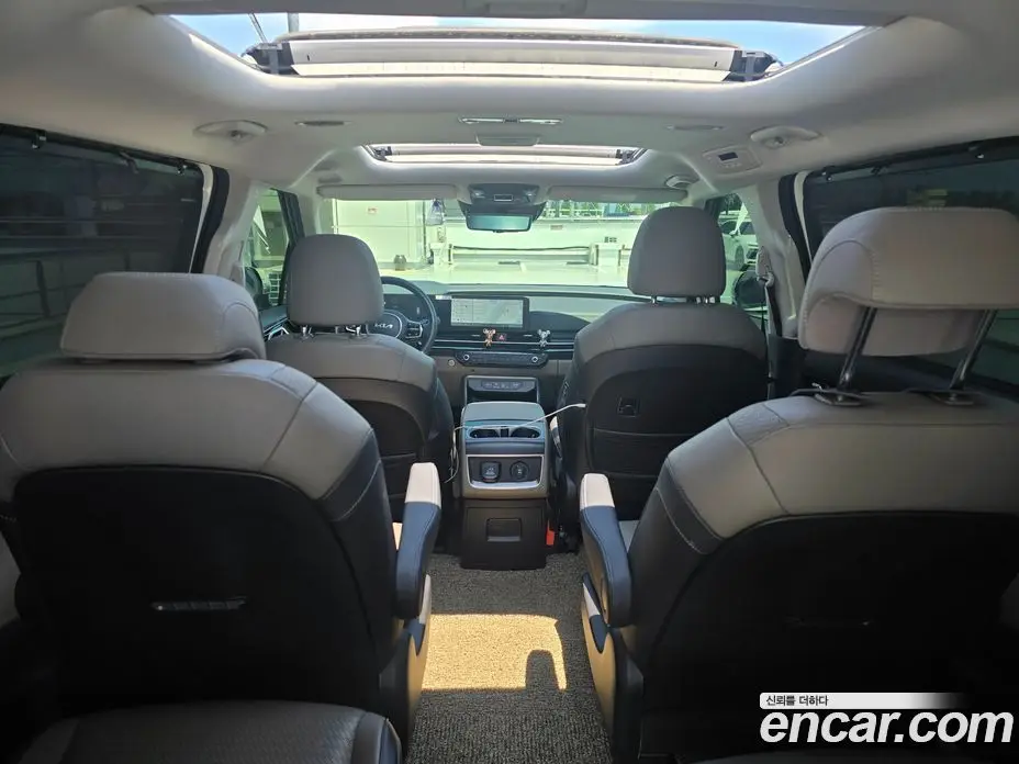 Kia Carnival 2024 1.6 автомат (гидро), фото 18
