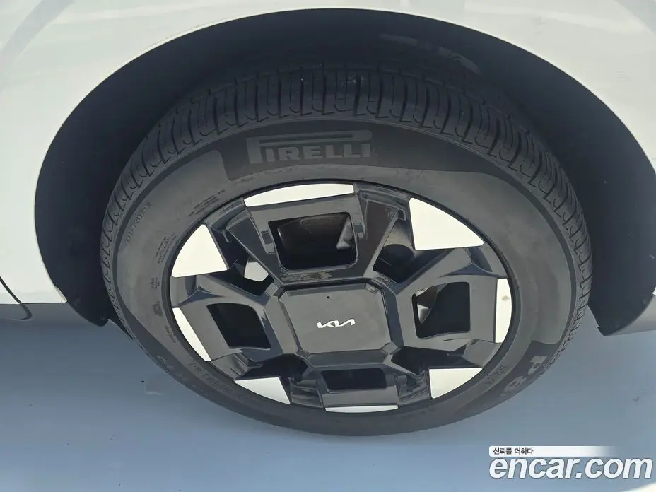 Kia Carnival 2024 1.6 автомат (гидро), фото 5