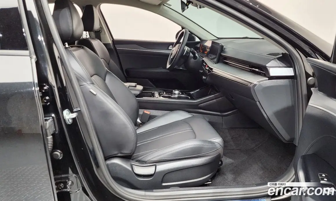 Kia K5 (Optima) 2024 2.0 автомат (гидро), фото 16 Kia K5 (Optima) 2024 2.0 автомат (гидро), фото 16