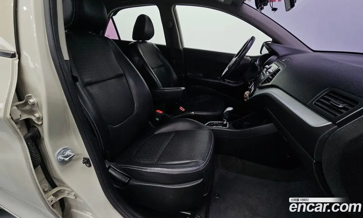 Kia Morning 2015 1.0 автомат (гидро), фото 11