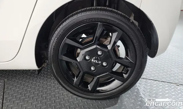 Kia Ray 2023 1.0 автомат (гидро), миниатюра 7 Kia Ray 2023 1.0 автомат (гидро), миниатюра 7
