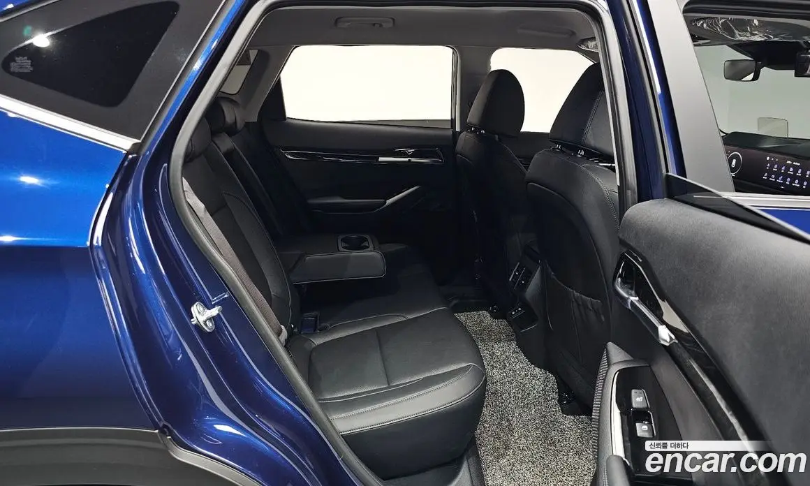 Kia Seltos 2024 1.6 автомат (гидро), фото 17 Kia Seltos 2024 1.6 автомат (гидро), фото 17