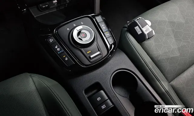 Kia Seltos 2024 1.6 автомат (гидро), миниатюра 12