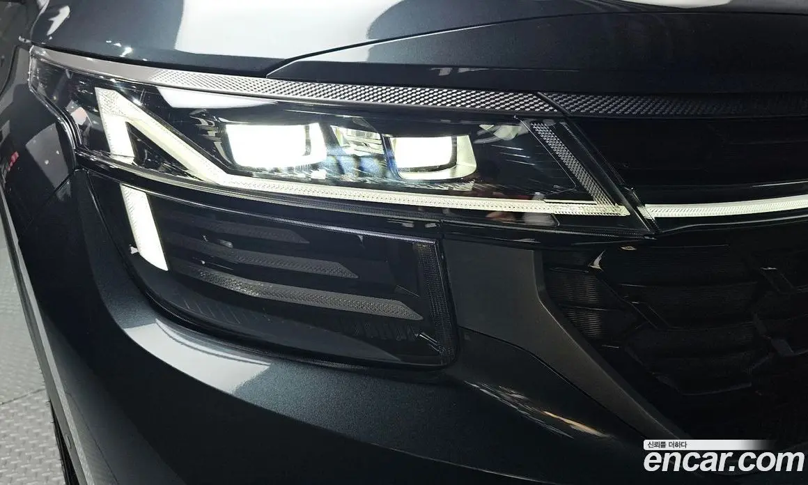 Kia Seltos 2024 1.6 автомат (гидро), фото 8 Kia Seltos 2024 1.6 автомат (гидро), фото 8