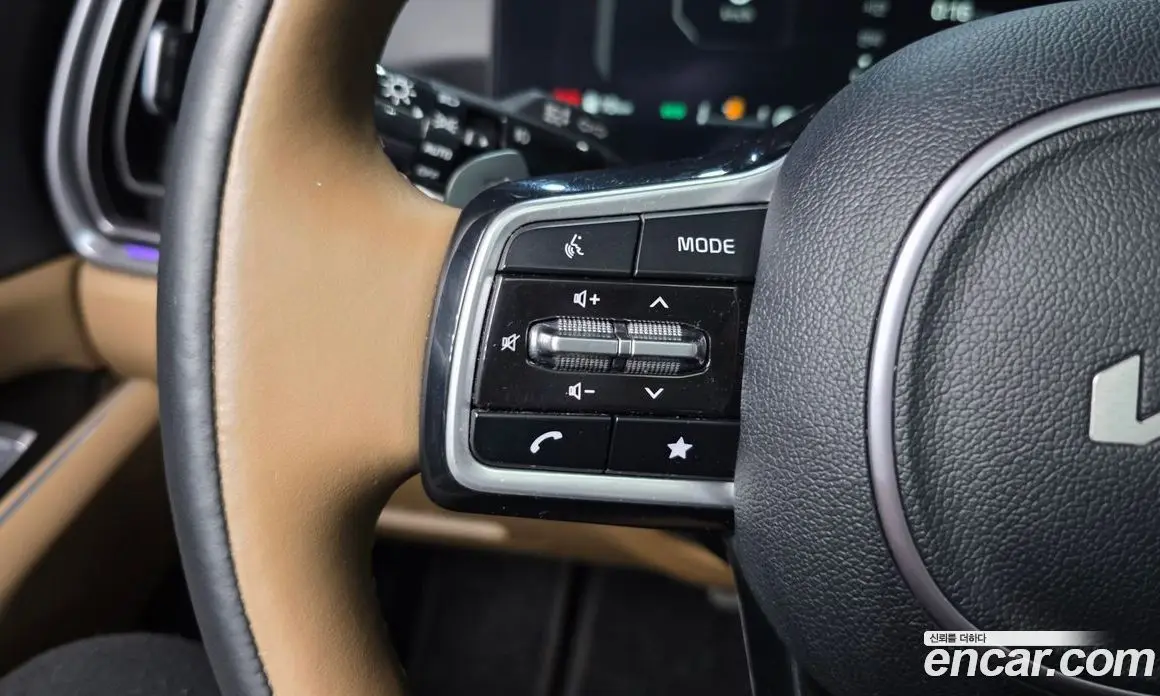 Kia Sorento 2023 2.5 автомат (гидро), фото 40 Kia Sorento 2023 2.5 автомат (гидро), фото 40
