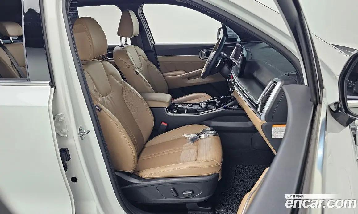 Kia Sorento 2024 1.6 автомат (гидро), фото 16 Kia Sorento 2024 1.6 автомат (гидро), фото 16