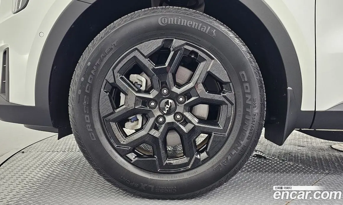 Kia Sorento 2024 1.6 автомат (гидро), фото 5 Kia Sorento 2024 1.6 автомат (гидро), фото 5