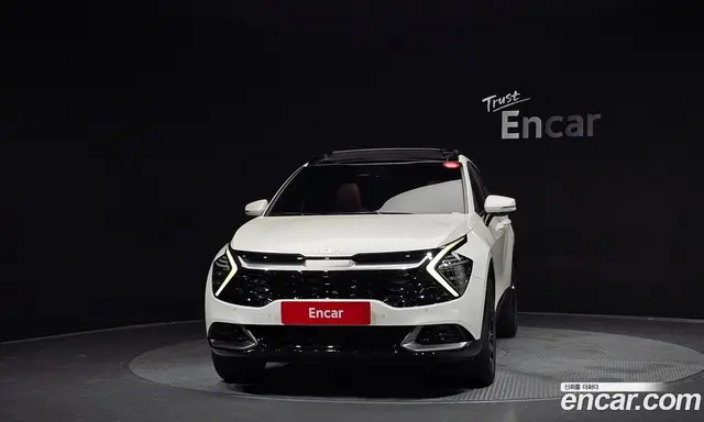 Kia Sportage 2023 2.0 автомат (гидро), миниатюра 3