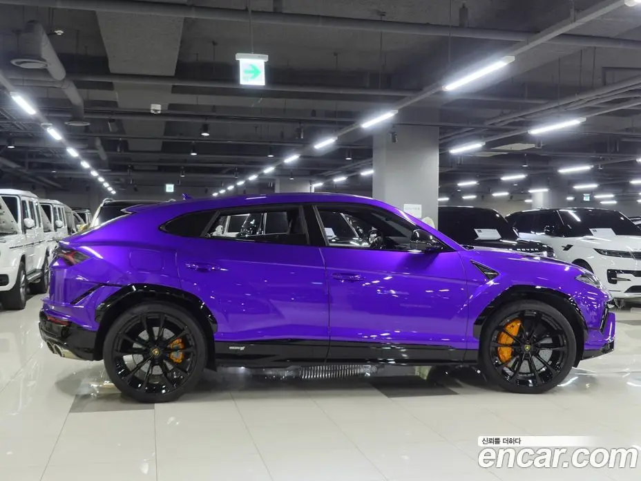 Lamborghini Urus 2024 4.0 автомат (гидро), фото 2 Lamborghini Urus 2024 4.0 автомат (гидро), фото 2