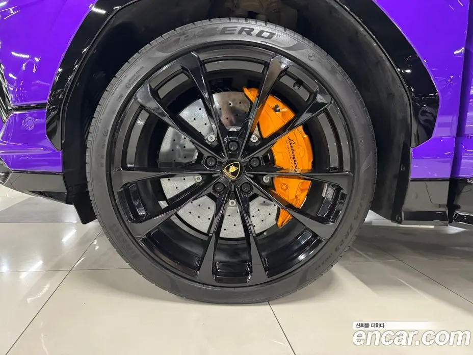 Lamborghini Urus 2024 4.0 автомат (гидро), фото 16 Lamborghini Urus 2024 4.0 автомат (гидро), фото 16